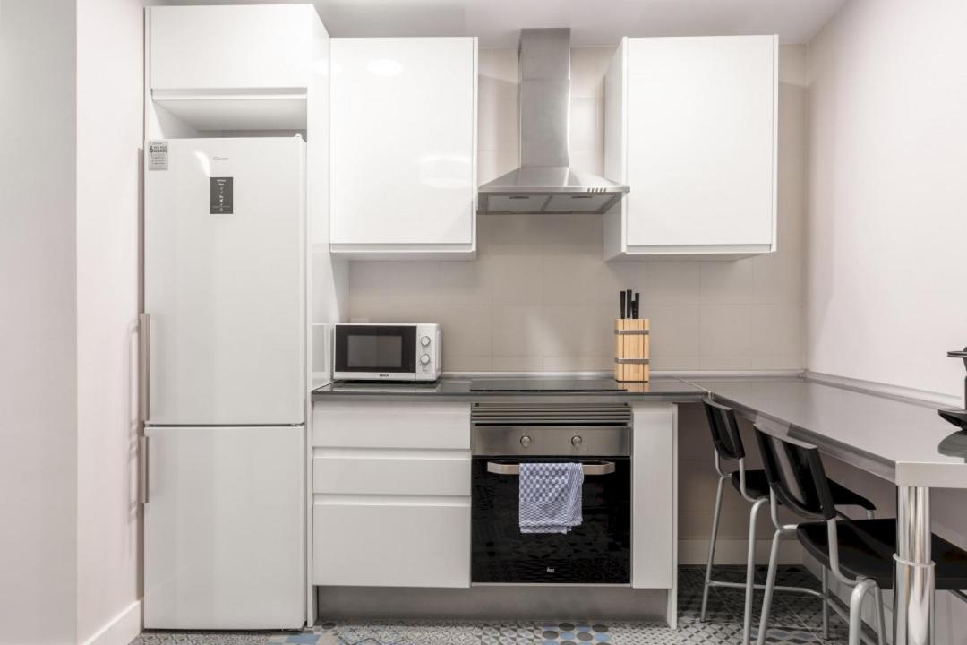 2 Bedrooms 1 Bathroom Furnished - Las Letras - Bright - Mintystay مدريد المظهر الخارجي الصورة