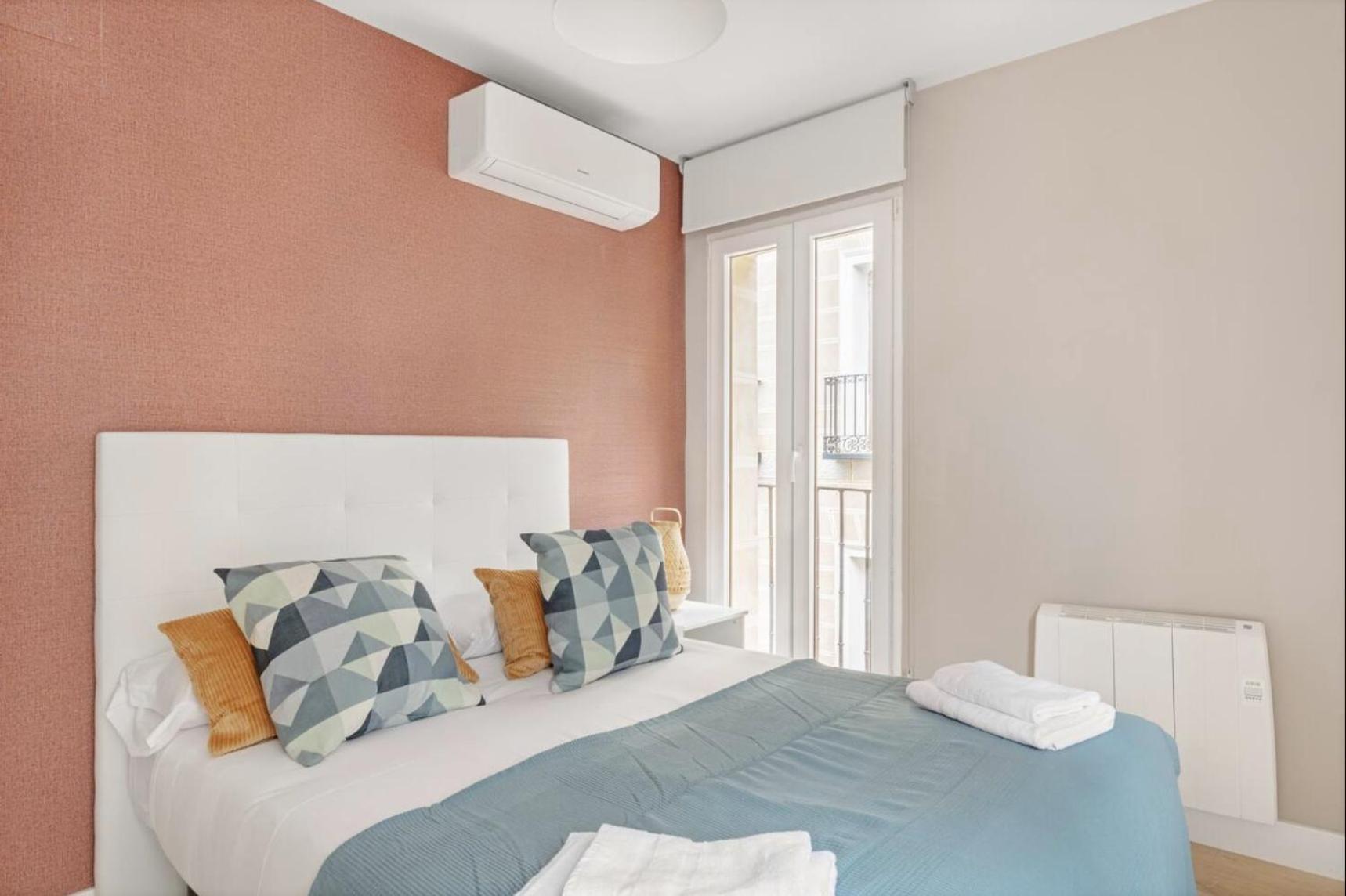 2 Bedrooms 1 Bathroom Furnished - Las Letras - Bright - Mintystay مدريد المظهر الخارجي الصورة